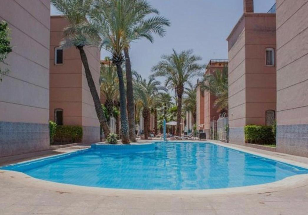 Dans Avec Piscines *